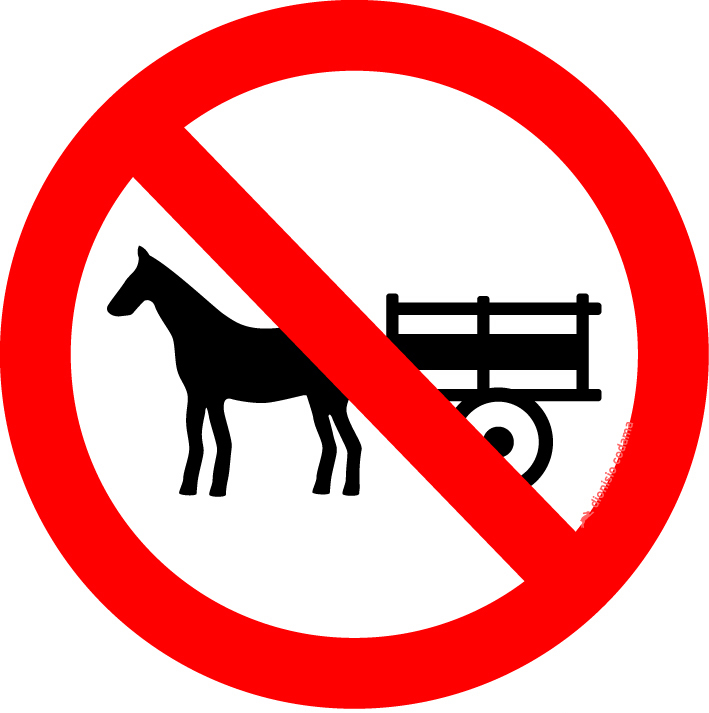 Proibido transito de veiculos de tracao animal
