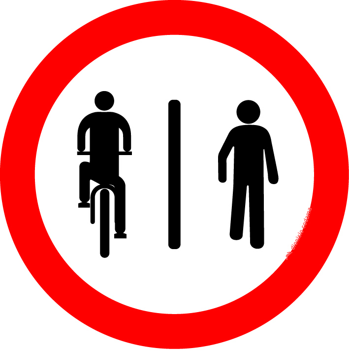 Ciclistas a esquerda, pedestres a direita